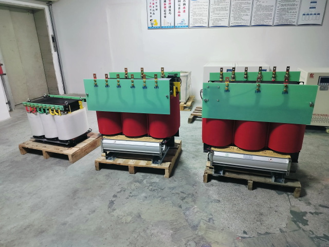 山南KS11-1000KVA矿用变压器